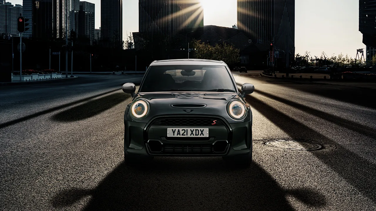 MINI SHADOW EDITION.