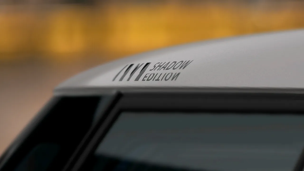 MINI SHADOW EDITION.